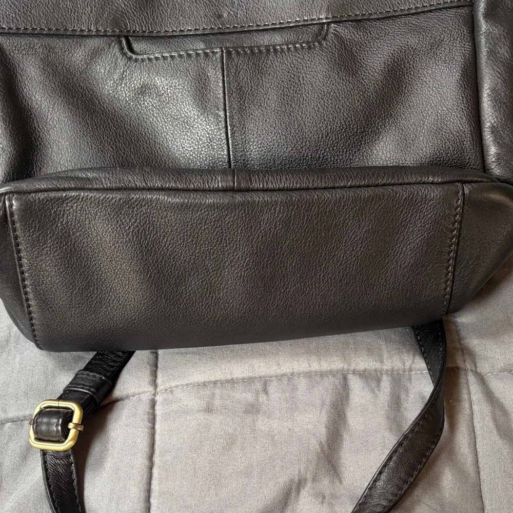 HOBO Black weaved soft pebbled Leather Shoulder Bag - Picture 6 of 16